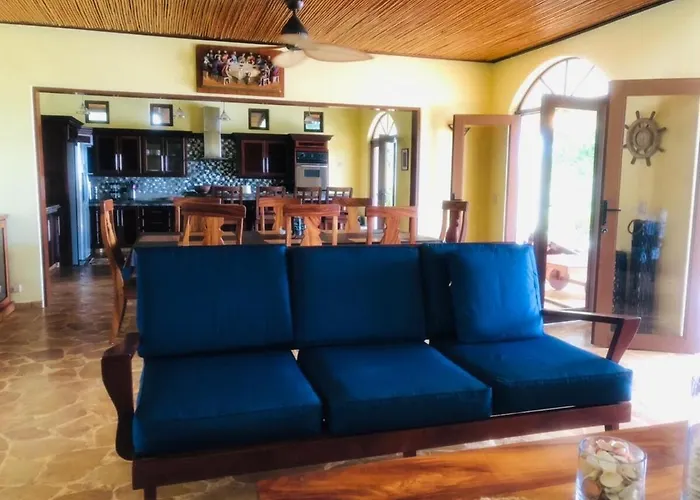 Сasa de vacaciones Rancho Rachmare In Playa Coyote, A Home! *