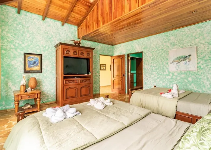Сasa de vacaciones Rancho Rachmare In Playa Coyote, A Home!